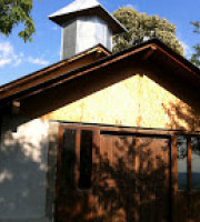Biserica Poiana Mierlei